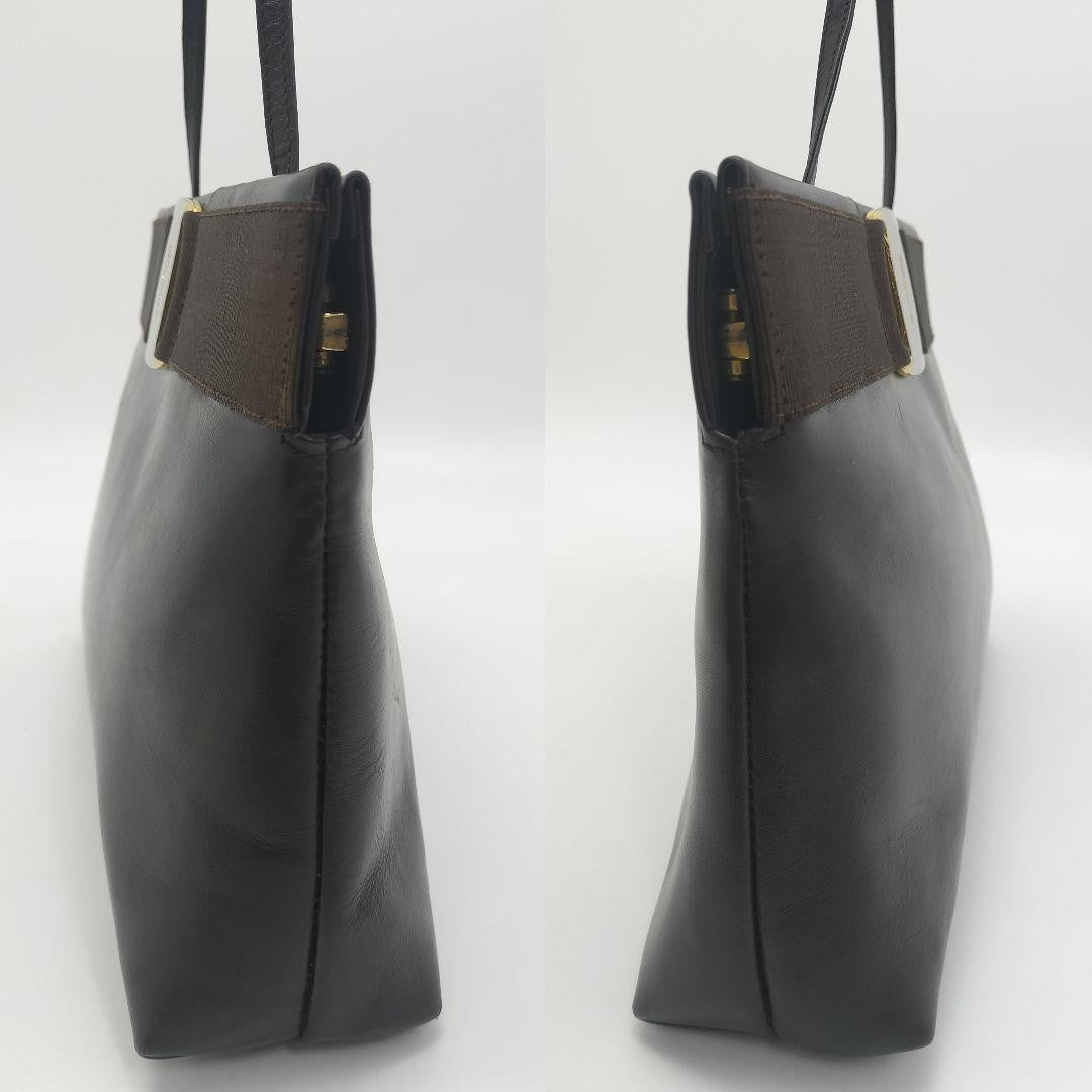 Salvatore Ferragamo Shoulder Bag Purse Vara Leather Dark Brown Authentic