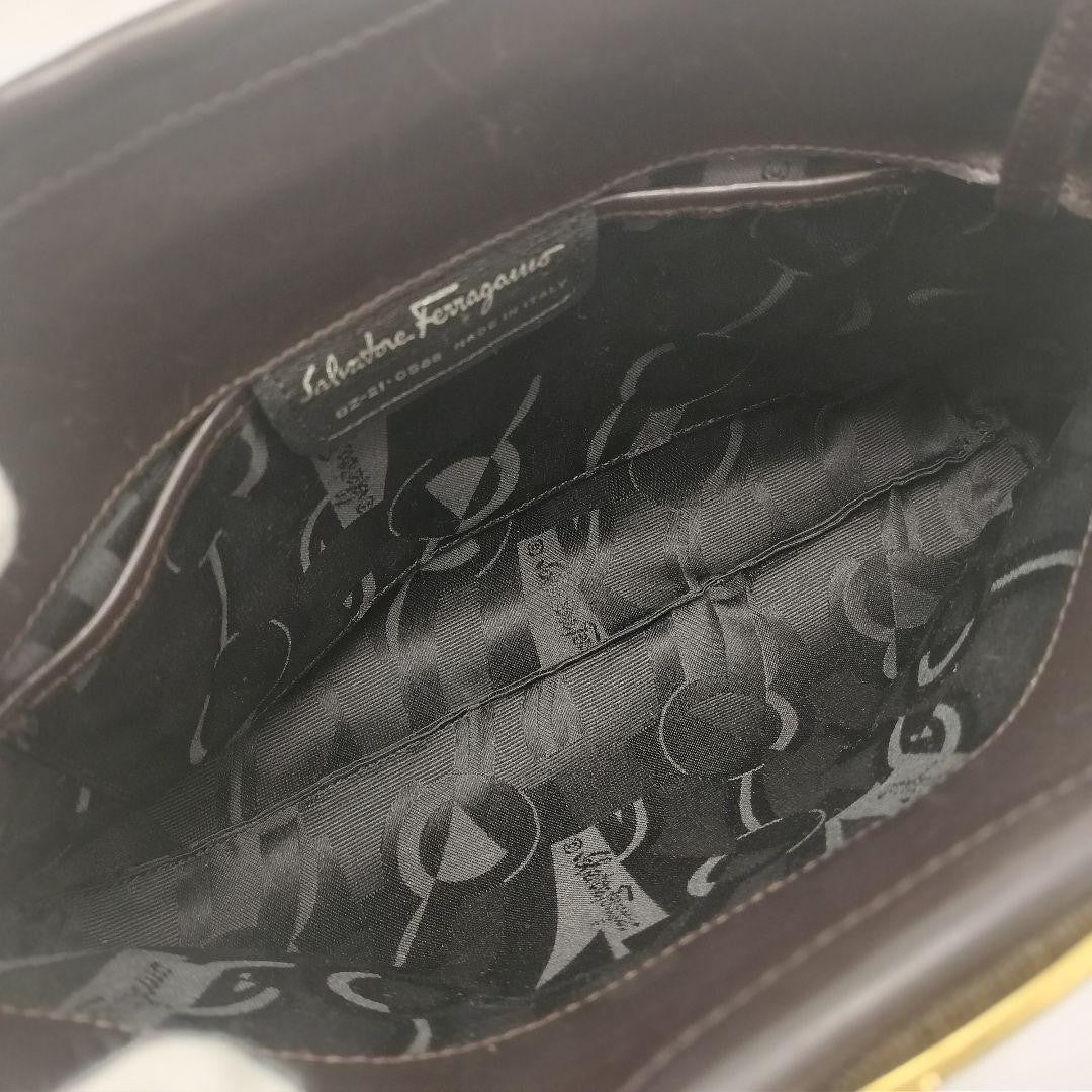 Salvatore Ferragamo Shoulder Bag Purse Vara Leather Dark Brown Authentic
