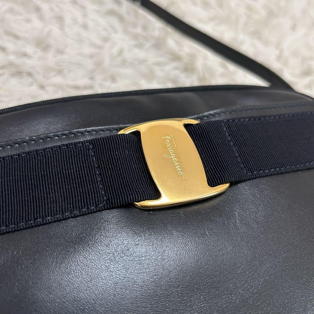 Salvatore Ferragamo Shoulder Camera Bag Purse Vara Ribbon Black Navy Authentic