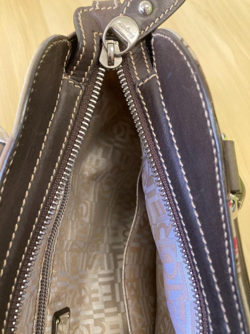 Salvatore Ferragamo Hand Bag Tote Purse Gancini Multicolor Authentic