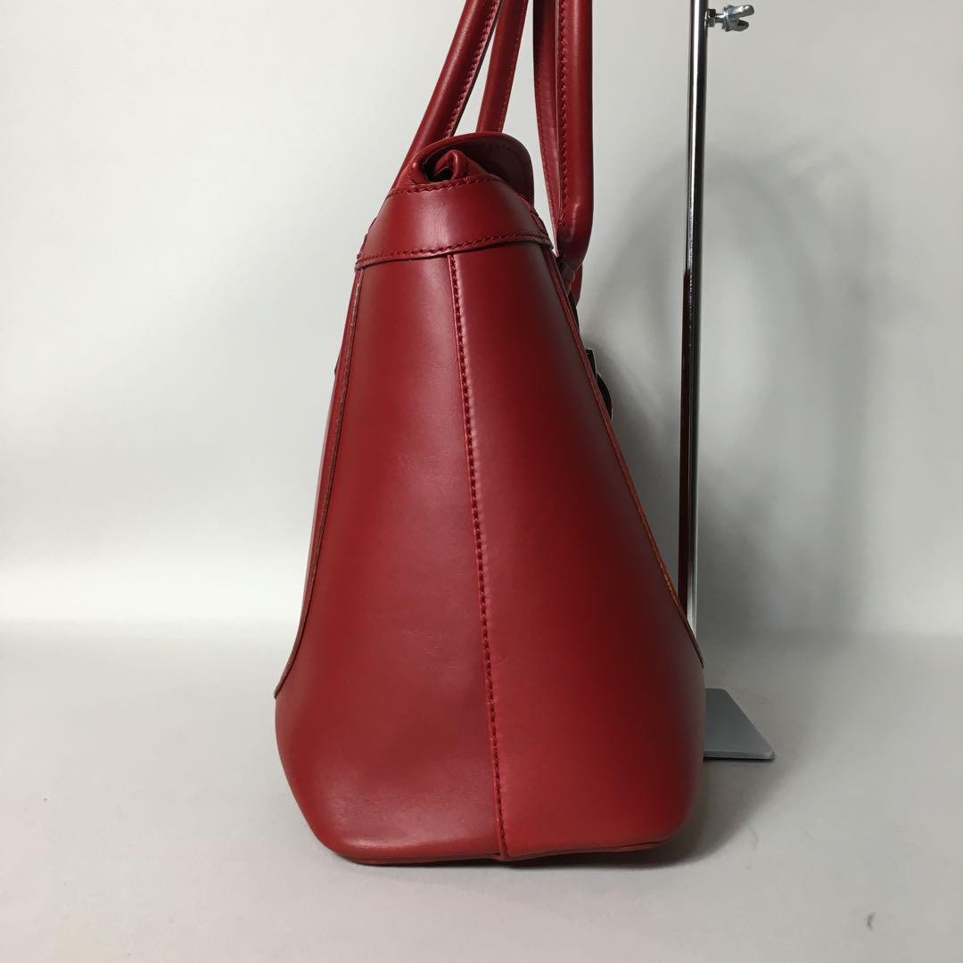 TOD'S Hand Bag Tote Purse Leather Red Authentic