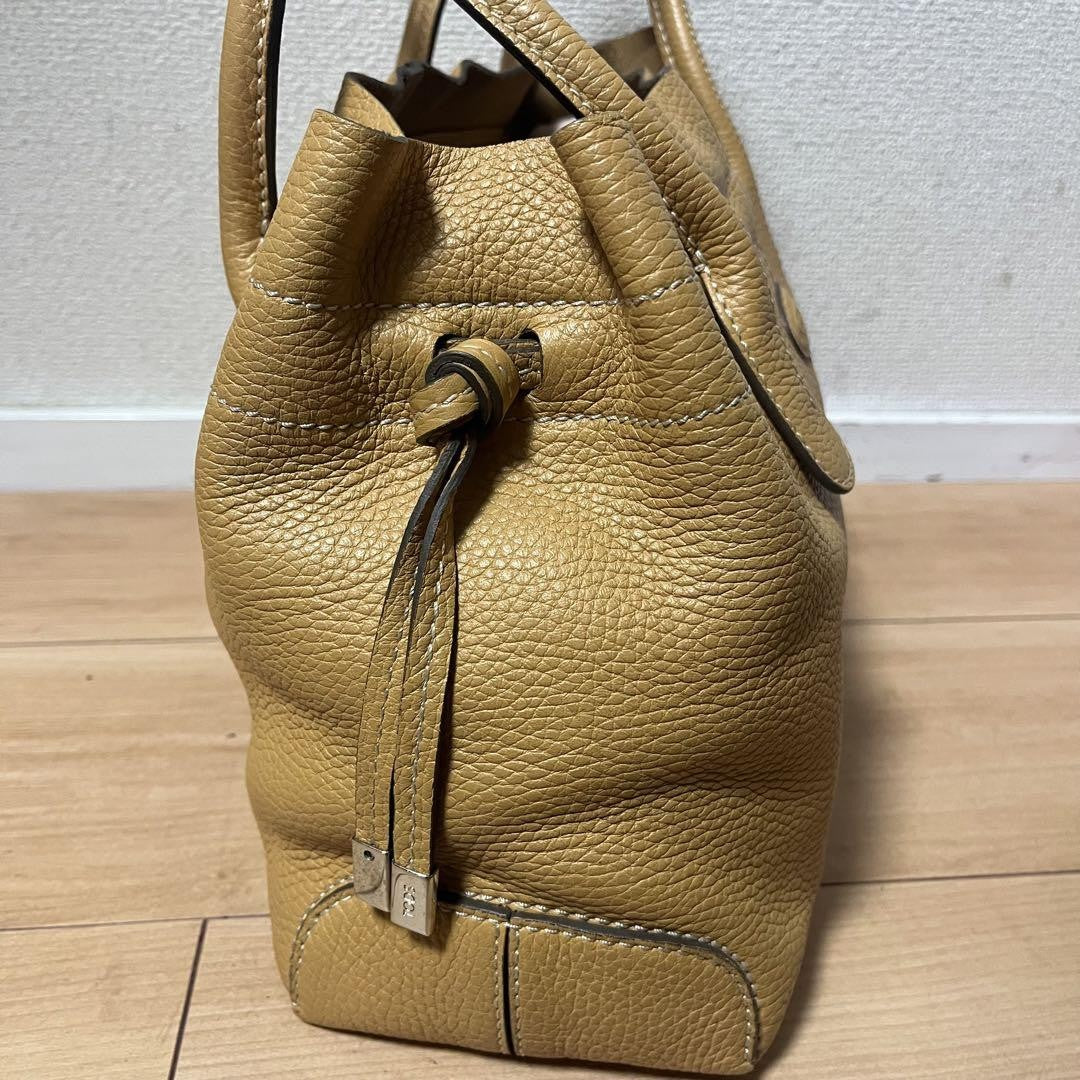 TOD'S Hand Bag Tote Purse D Bag Leather Camel Authentic