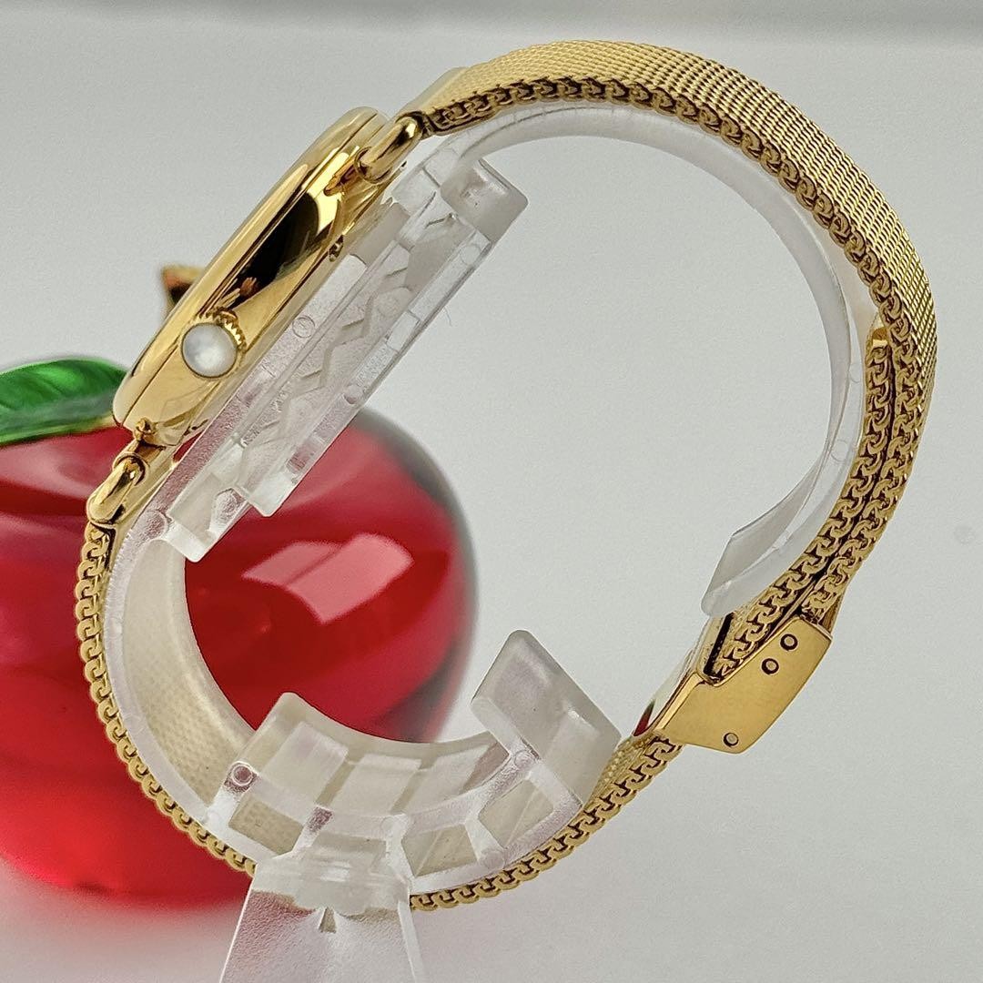 FENDI Quartz Watch Wristwatch Logo White Gold Women's Authentic