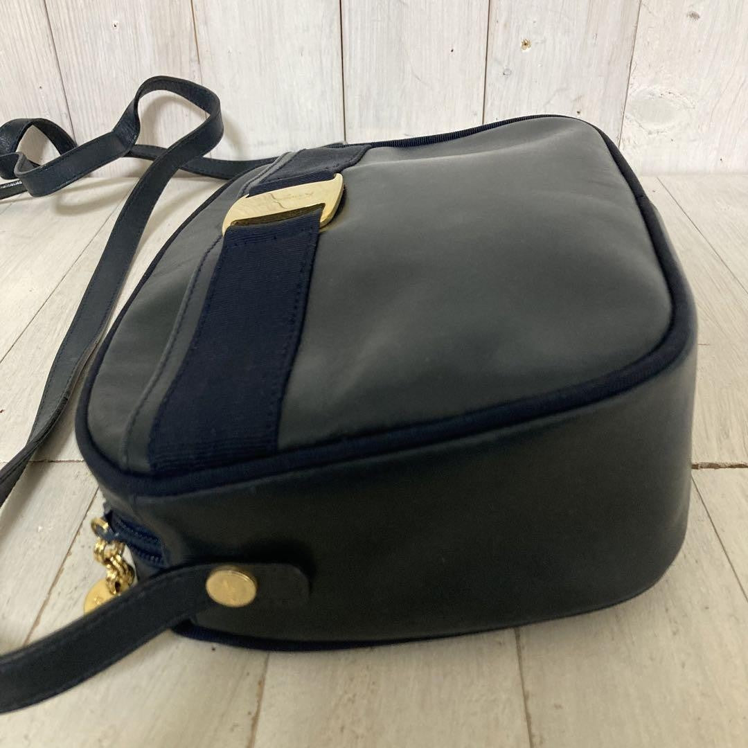 Salvatore Ferragamo Shoulder Bag Purse Leather Navy Authentic