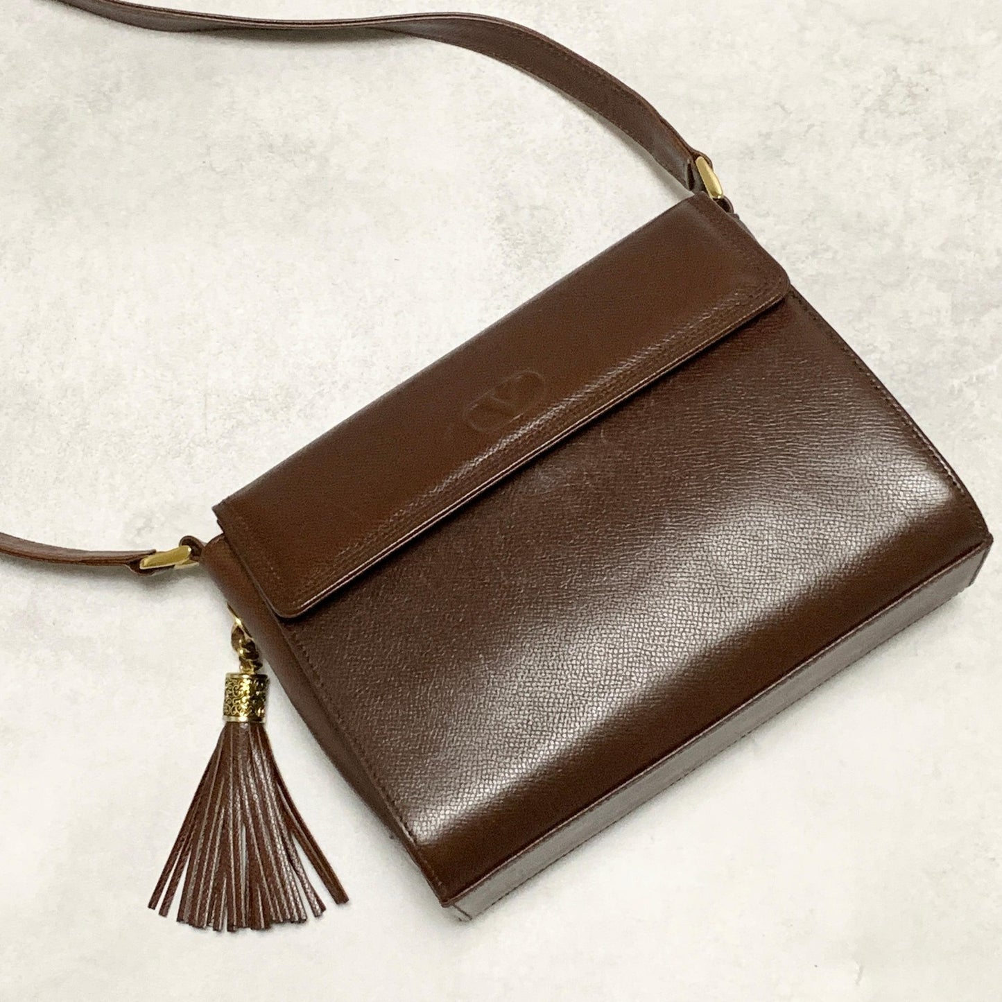 Valentino Garavani Bag Tassel Logo Shoulder Purse Leather Brown Gold Authentic