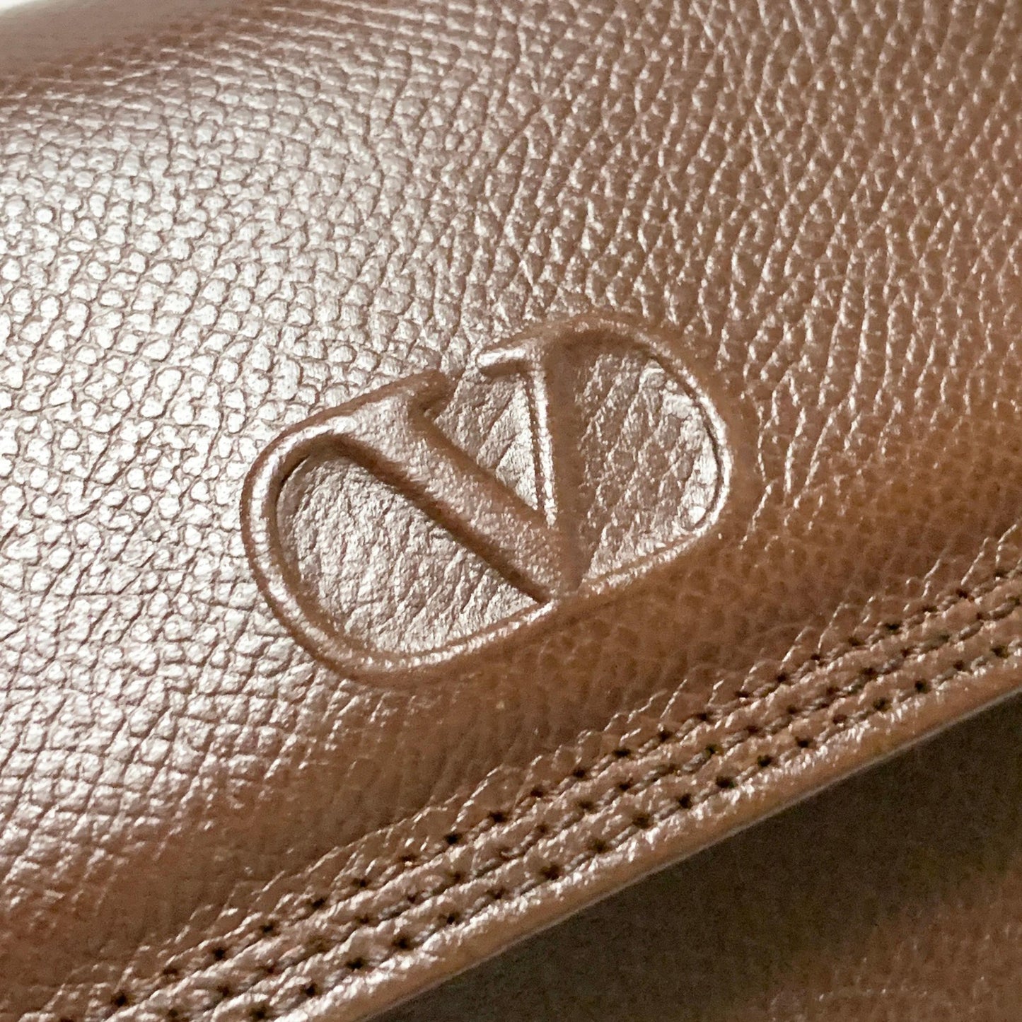 Valentino Garavani Bag Tassel Logo Shoulder Purse Leather Brown Gold Authentic