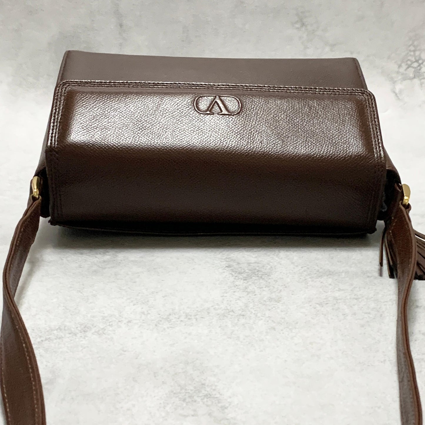 Valentino Garavani Bag Tassel Logo Shoulder Purse Leather Brown Gold Authentic
