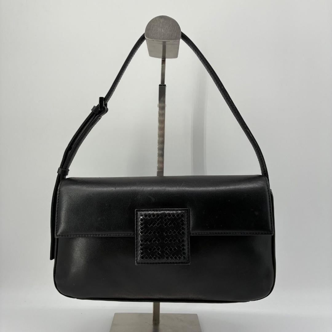 GIVENCHY Shoulder Bag Purse 4G Leather Black Authentic