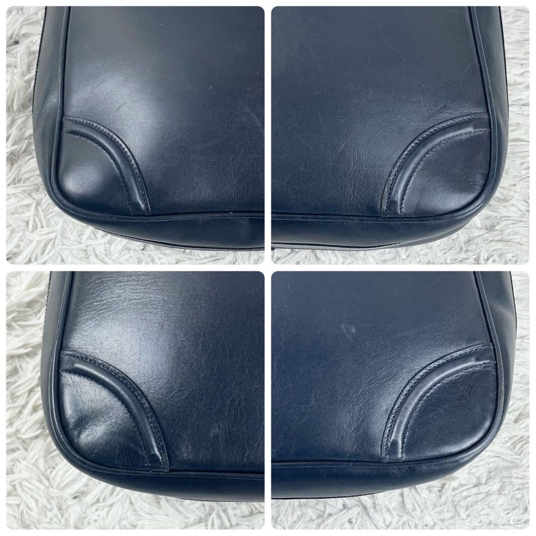 CELINE Shoulder Bag Purse Horse carriage Leather Navy Authentic