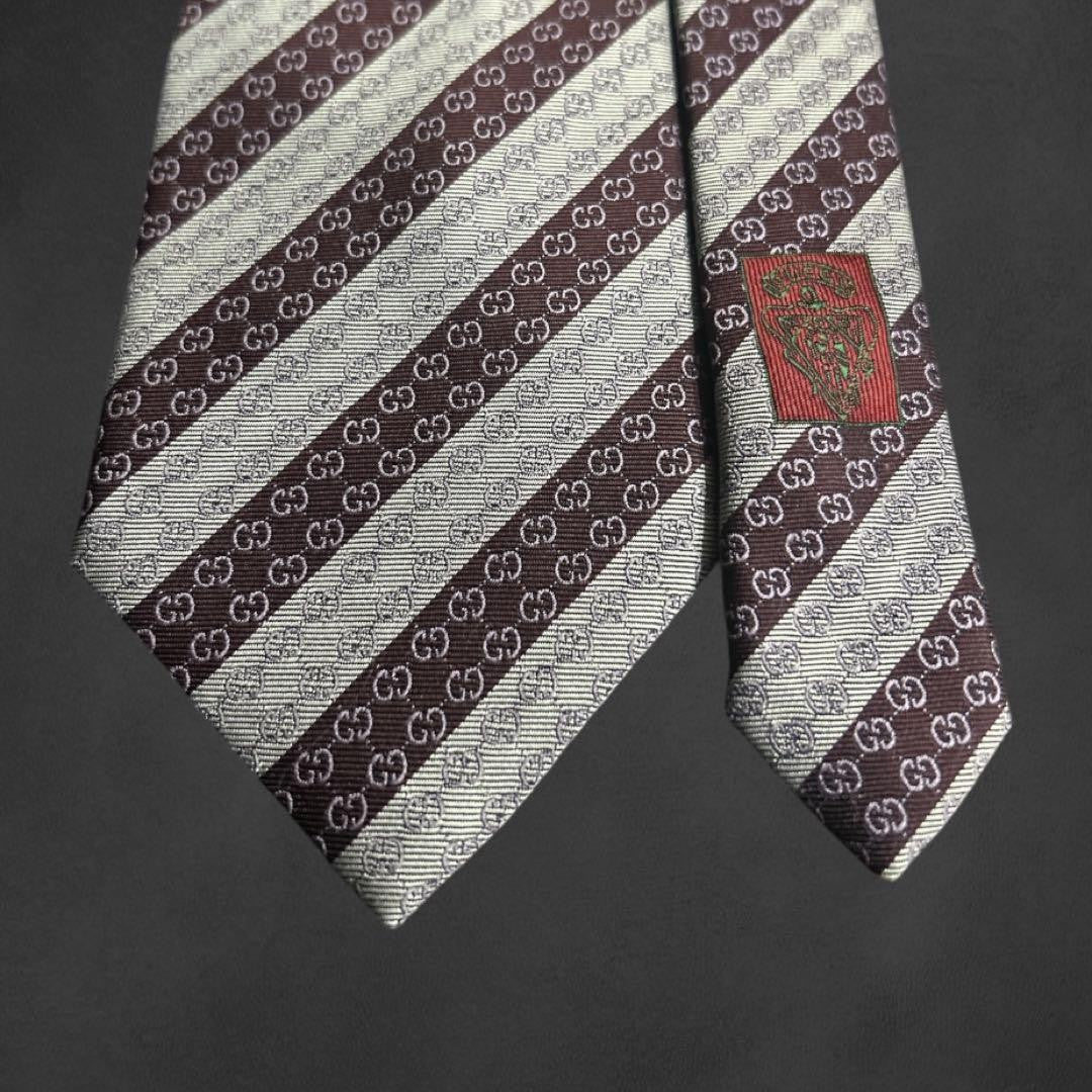 GUCCI Necktie Tie interlocking GG Geometric Made in Italy Wine Red 100% Silk