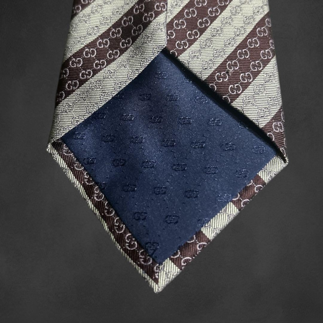GUCCI Necktie Tie interlocking GG Geometric Made in Italy Wine Red 100% Silk
