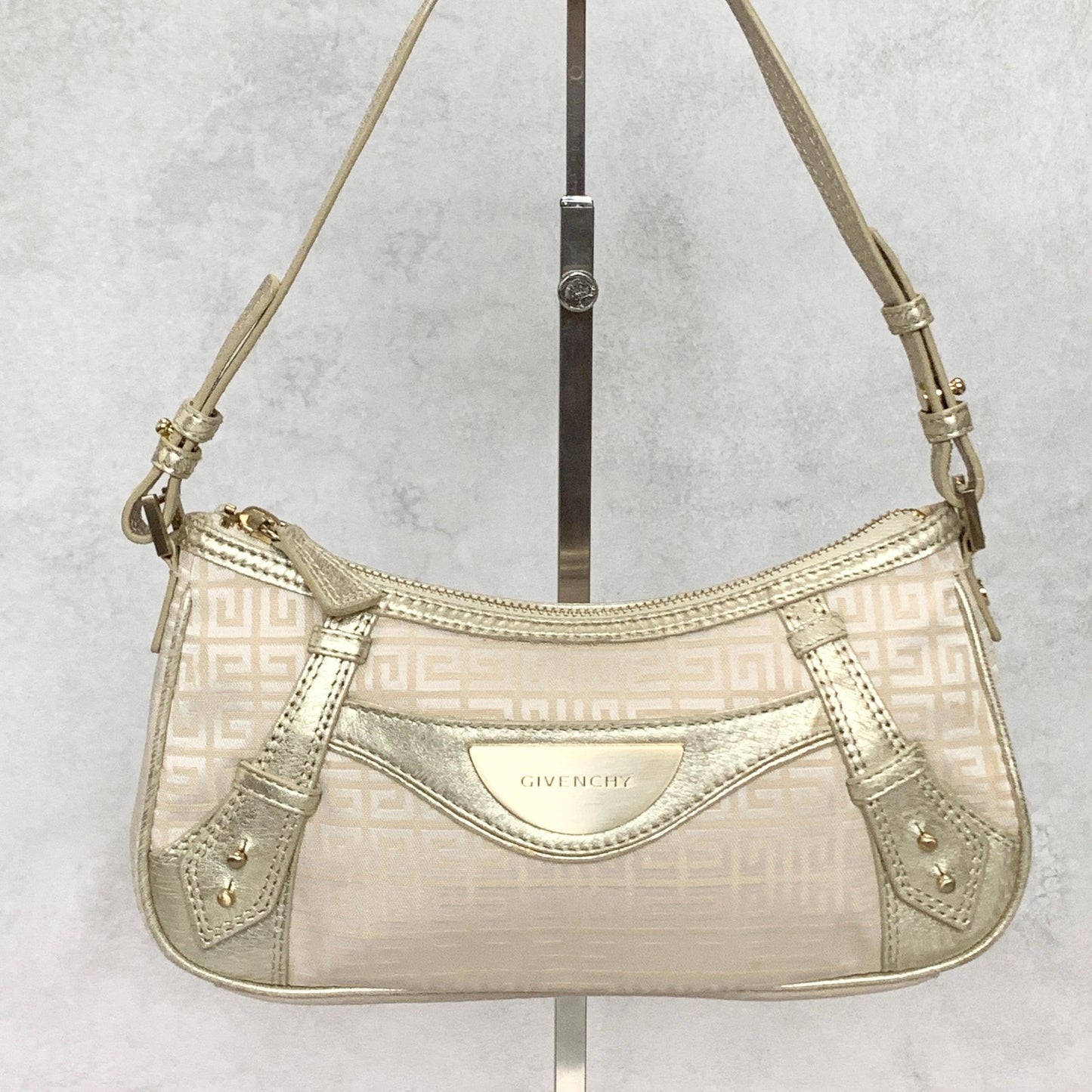 GIVENCHY Shoulder Bag 4G Logo Hand Purse Canvas White Gold Used Women's Auth