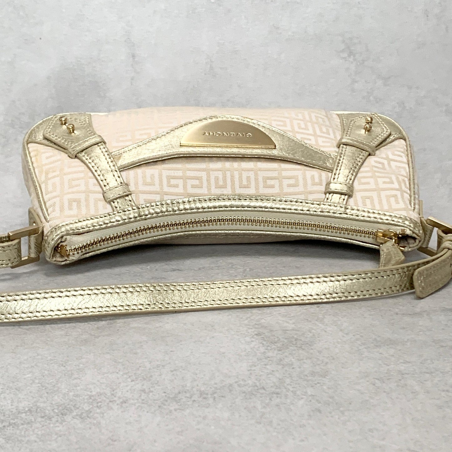 GIVENCHY Shoulder Bag 4G Logo Hand Purse Canvas White Gold Used Women's Auth