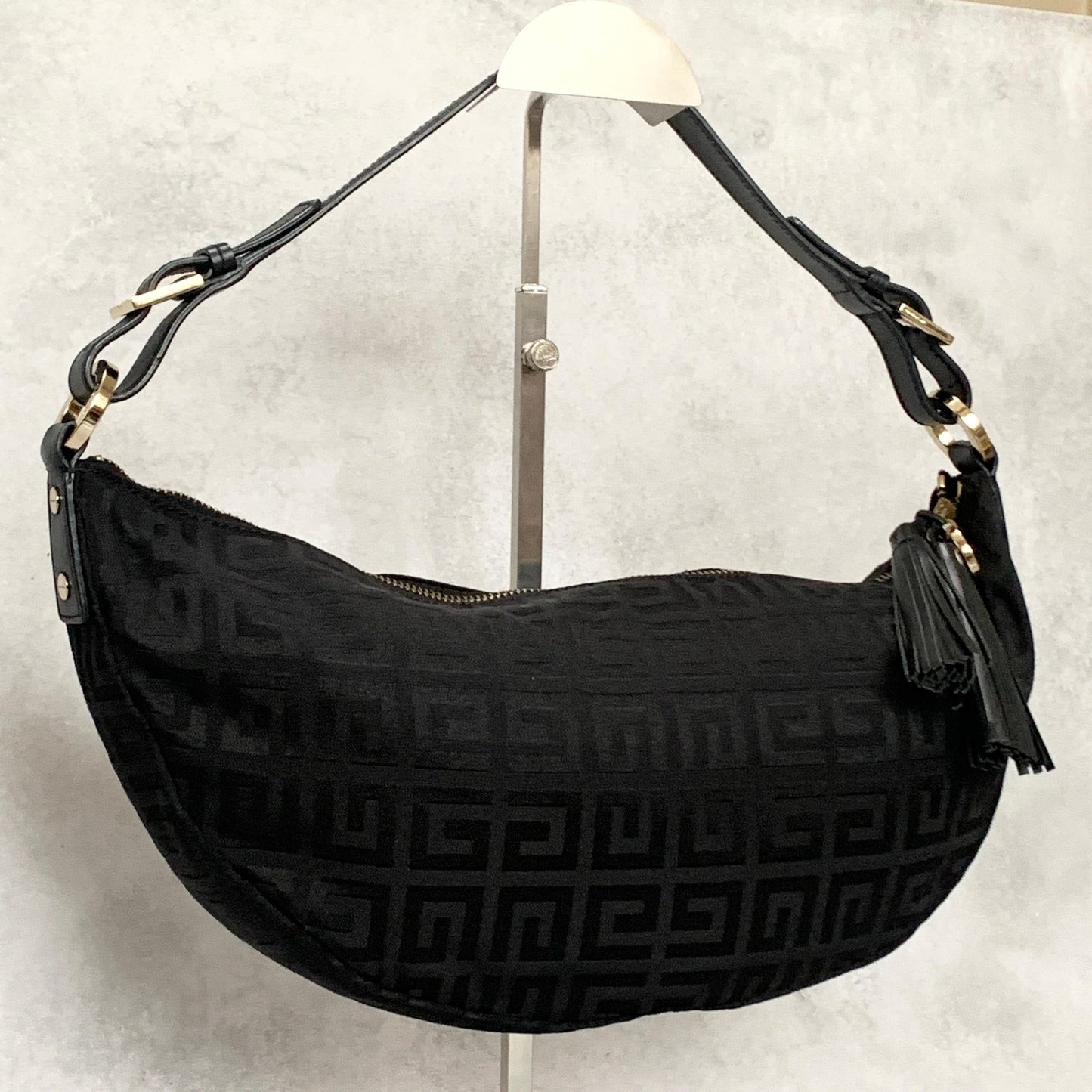 GIVENCHY Bag 4G Tassel Shoulder Purse Canvas Black Gold Used Women's Authentic