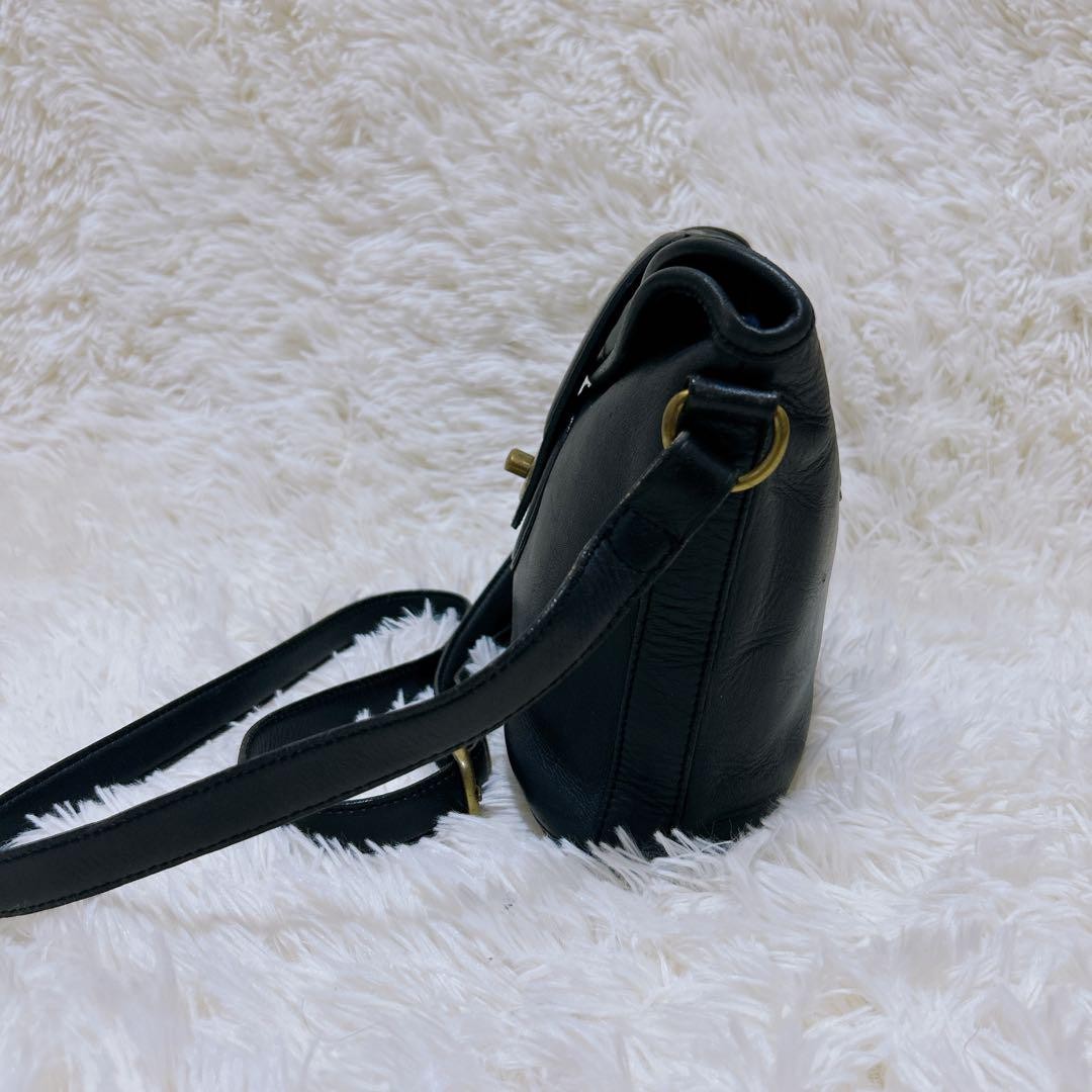 COACH Shoulder Bag Purse Turn Lock Leather Black Authentic