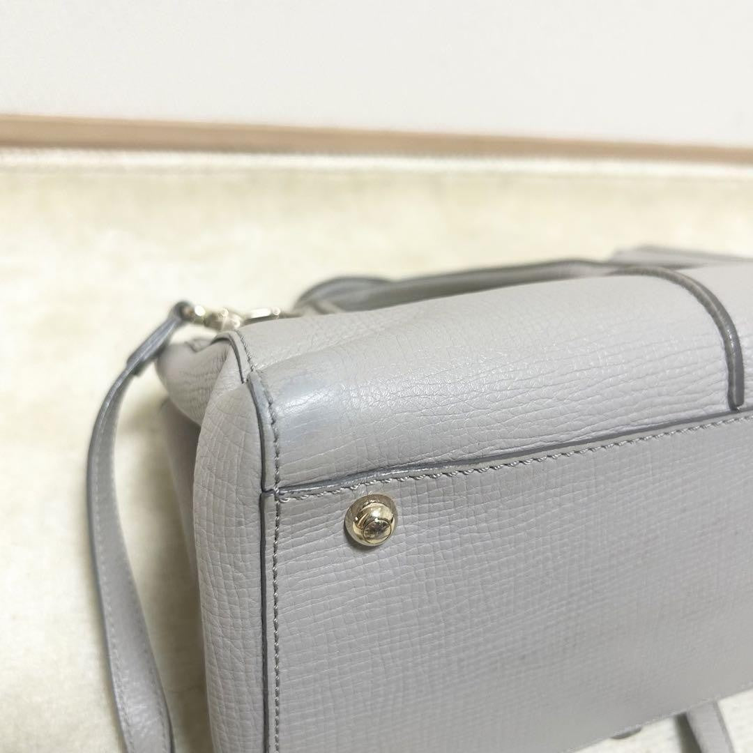 TOD'S Hand Shoulder Bag Tote Purse 2way D-Styling Leather Greige Authentic