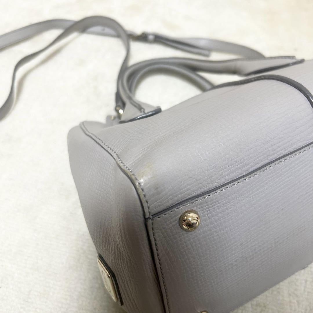 TOD'S Hand Shoulder Bag Tote Purse 2way D-Styling Leather Greige Authentic