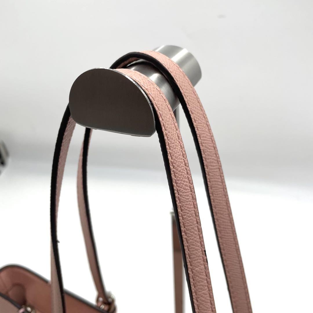 COACH Hand Bag Tote Purse Turn Lock Leather Pink Authentic
