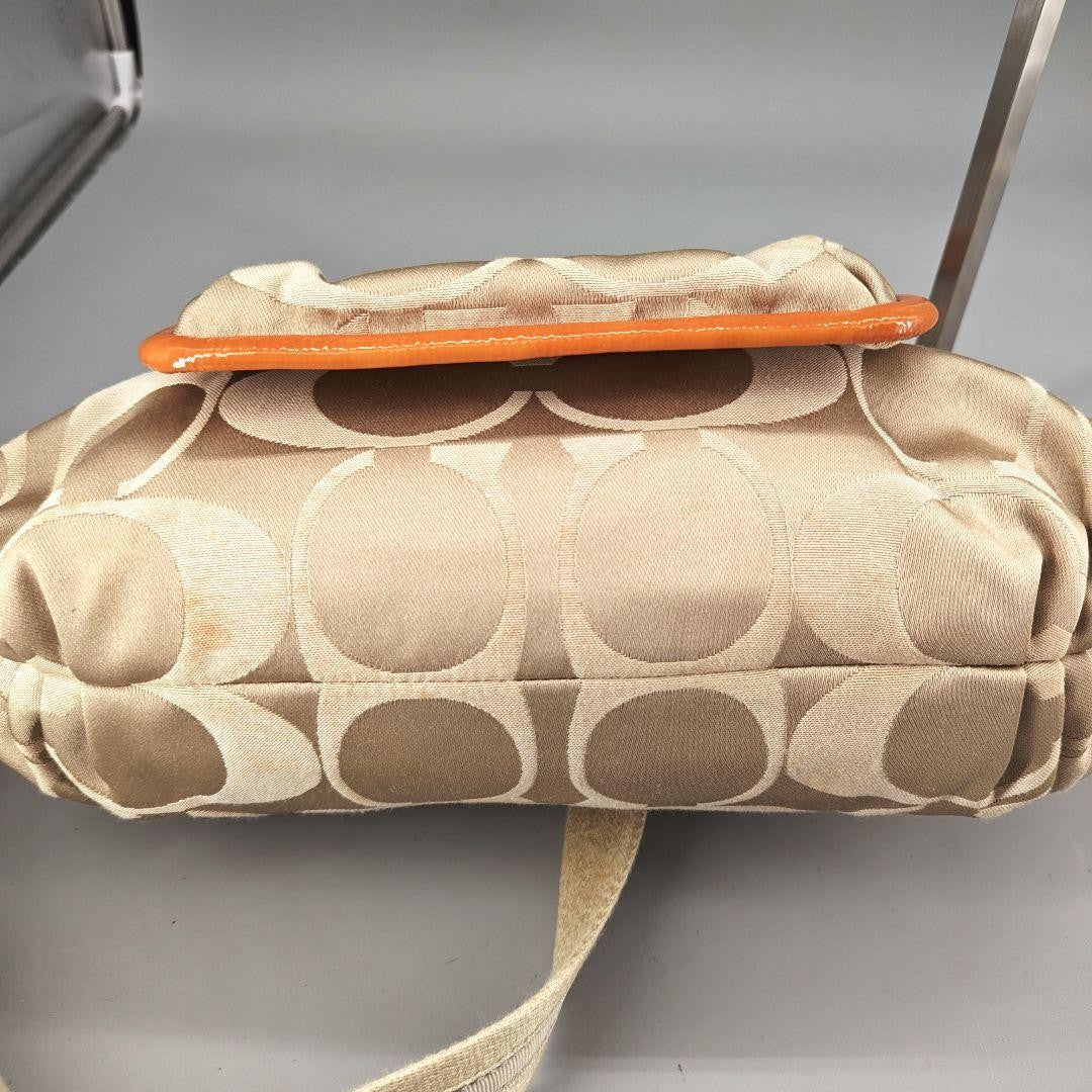 COACH Shoulder Bag Purse Signature Old Canvas Leather Gold Beige Authentic