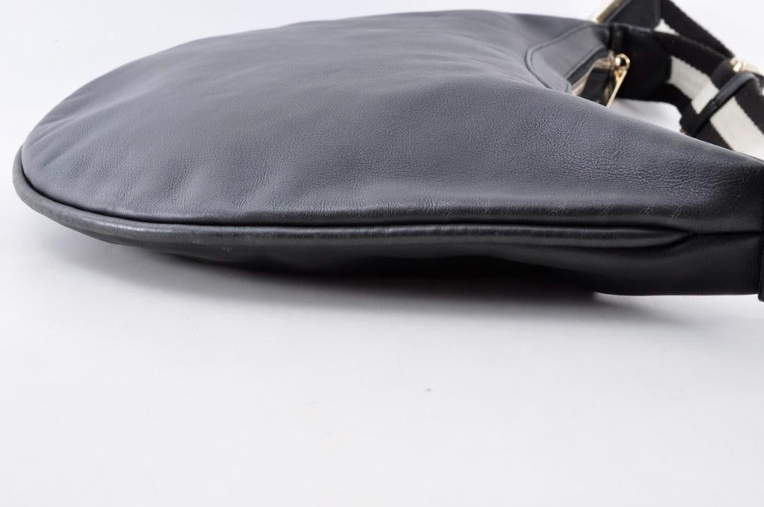 GUCCI Shoulder Bag Purse Leather Black Authentic