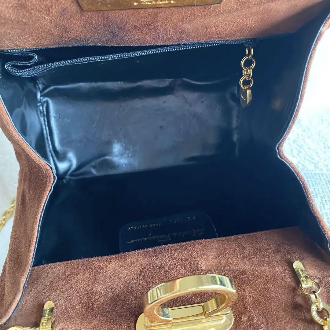 Salvatore Ferragamo Shoulder Bag Purse Gancini Chain Suede Brown Authentic