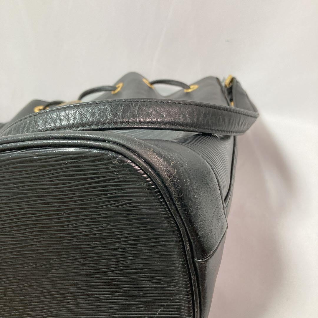 Valentino Garavani Shoulder Bag Purse Logo Leather Black Authentic