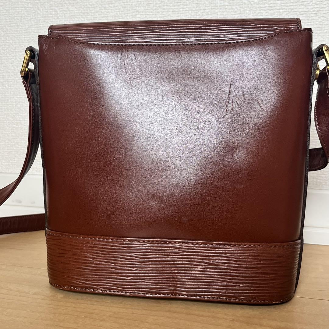Valentino Garavani Shoulder Bag Purse Leather Authentic