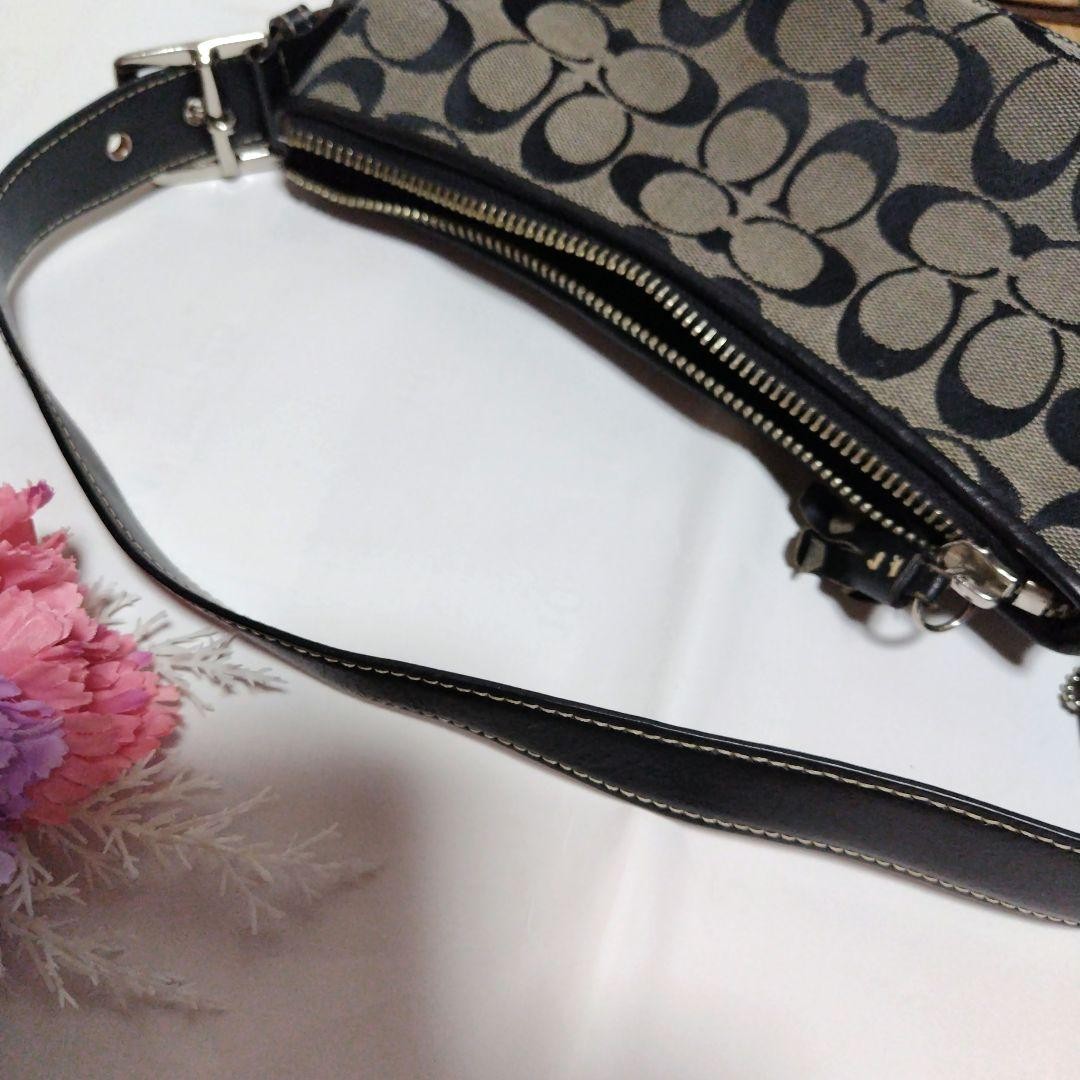 COACH Hand Shoulder Bag Tote Purse Signature Black Authentic