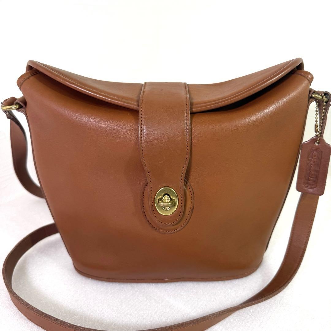 COACH Shoulder Bag Purse 9948 Turn Lock OLD Leather Brown Authentic