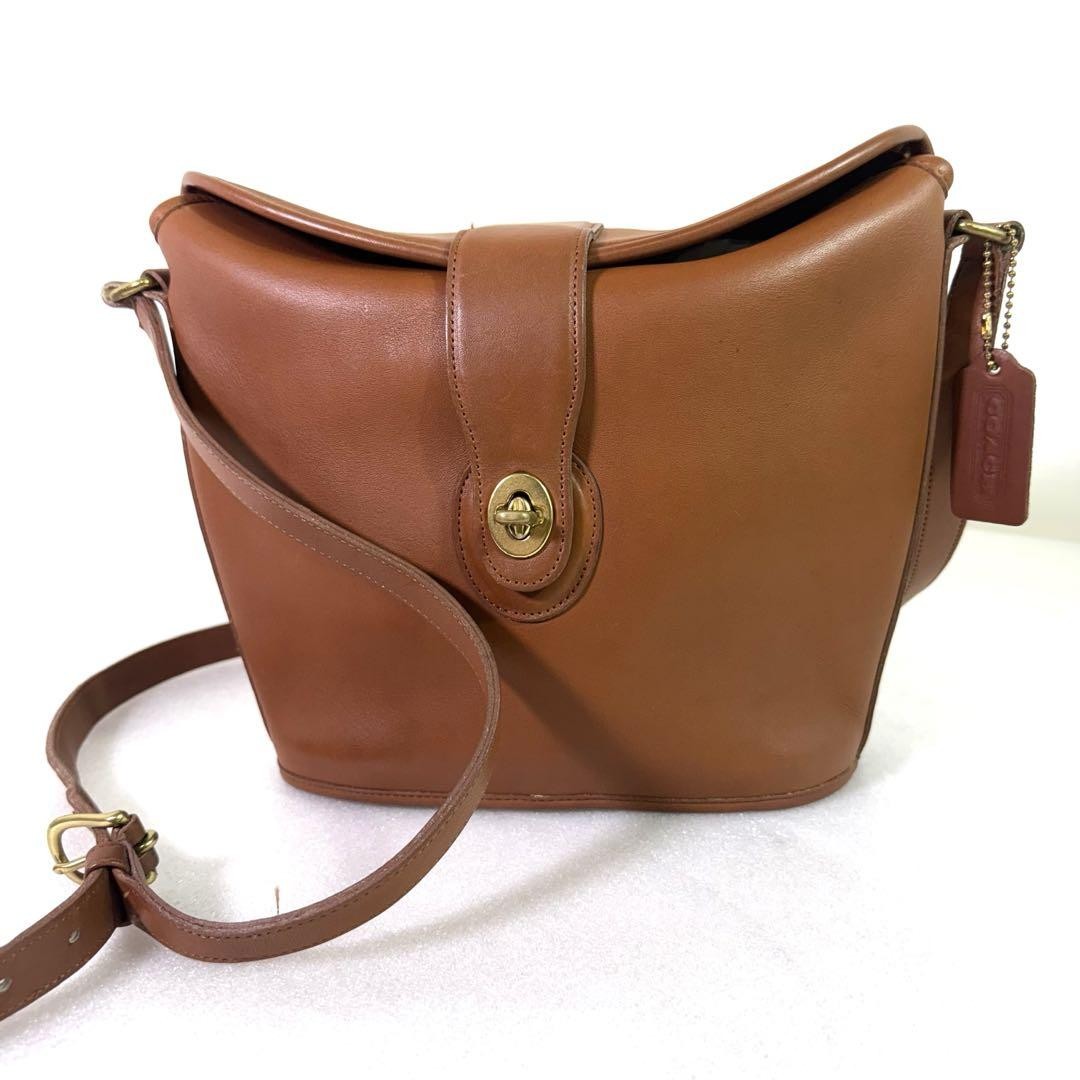 COACH Shoulder Bag Purse 9948 Turn Lock OLD Leather Brown Authentic