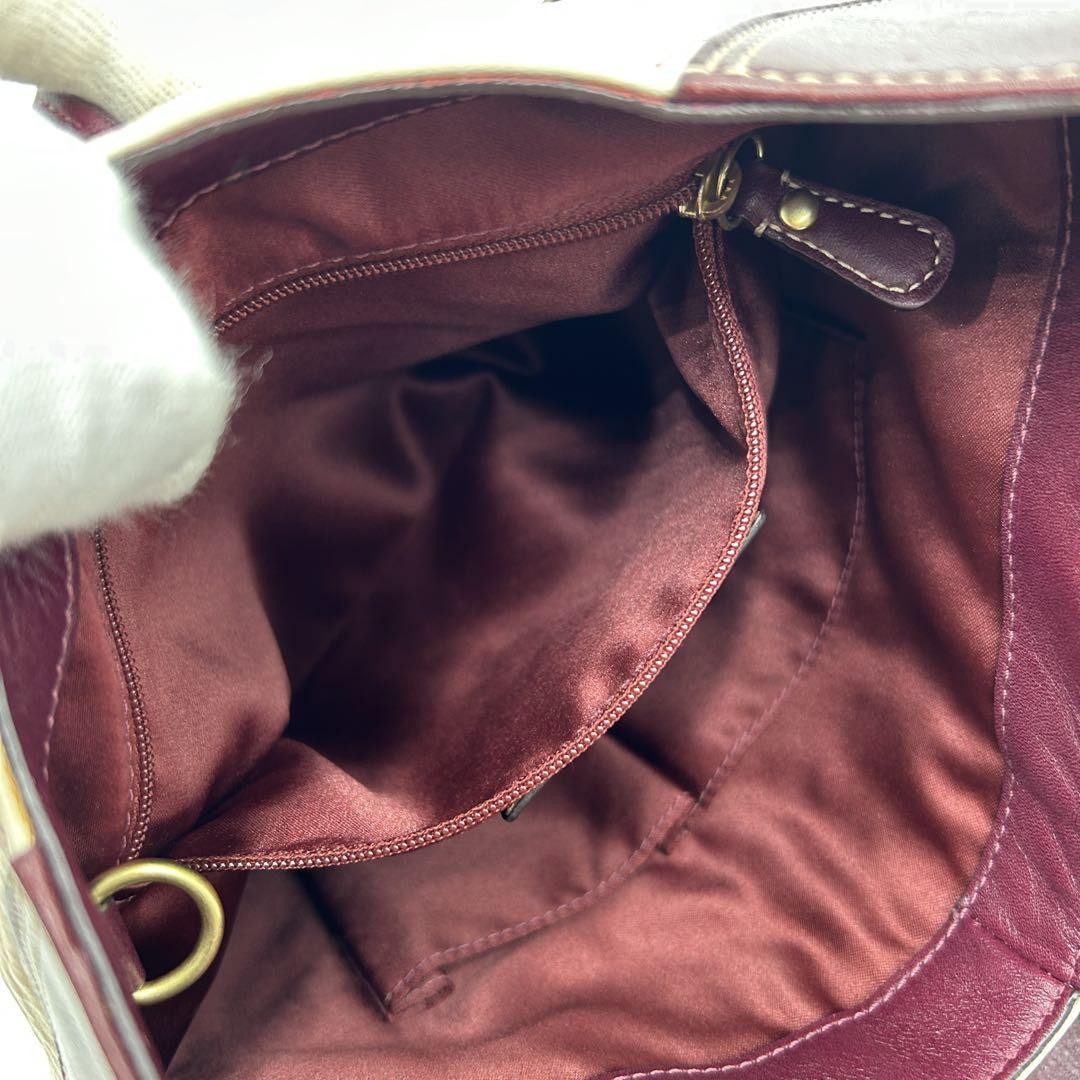 COACH Shoulder Bag Purse Leather White Bordeaux Authentic