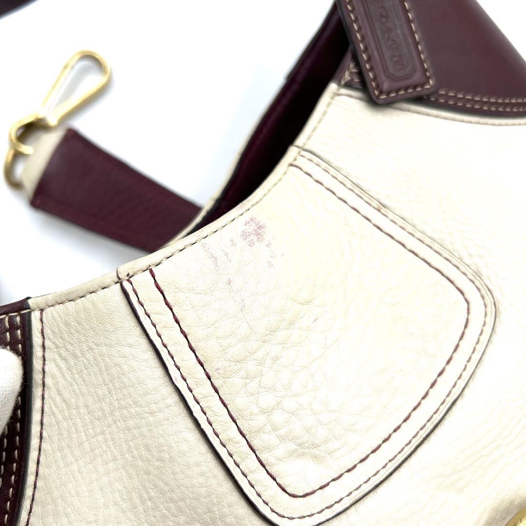 COACH Shoulder Bag Purse Leather White Bordeaux Authentic