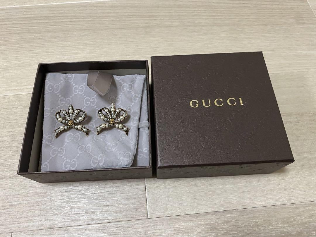 GUCCI Earrings Ribbon Gold White Women Accessory Authentic