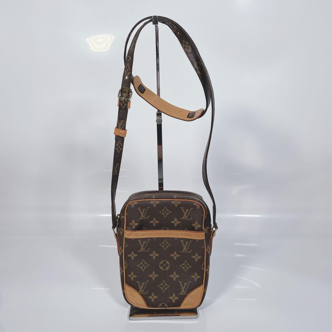 Louis Vuitton Shoulder Bag Purse Monogram Brown Authentic