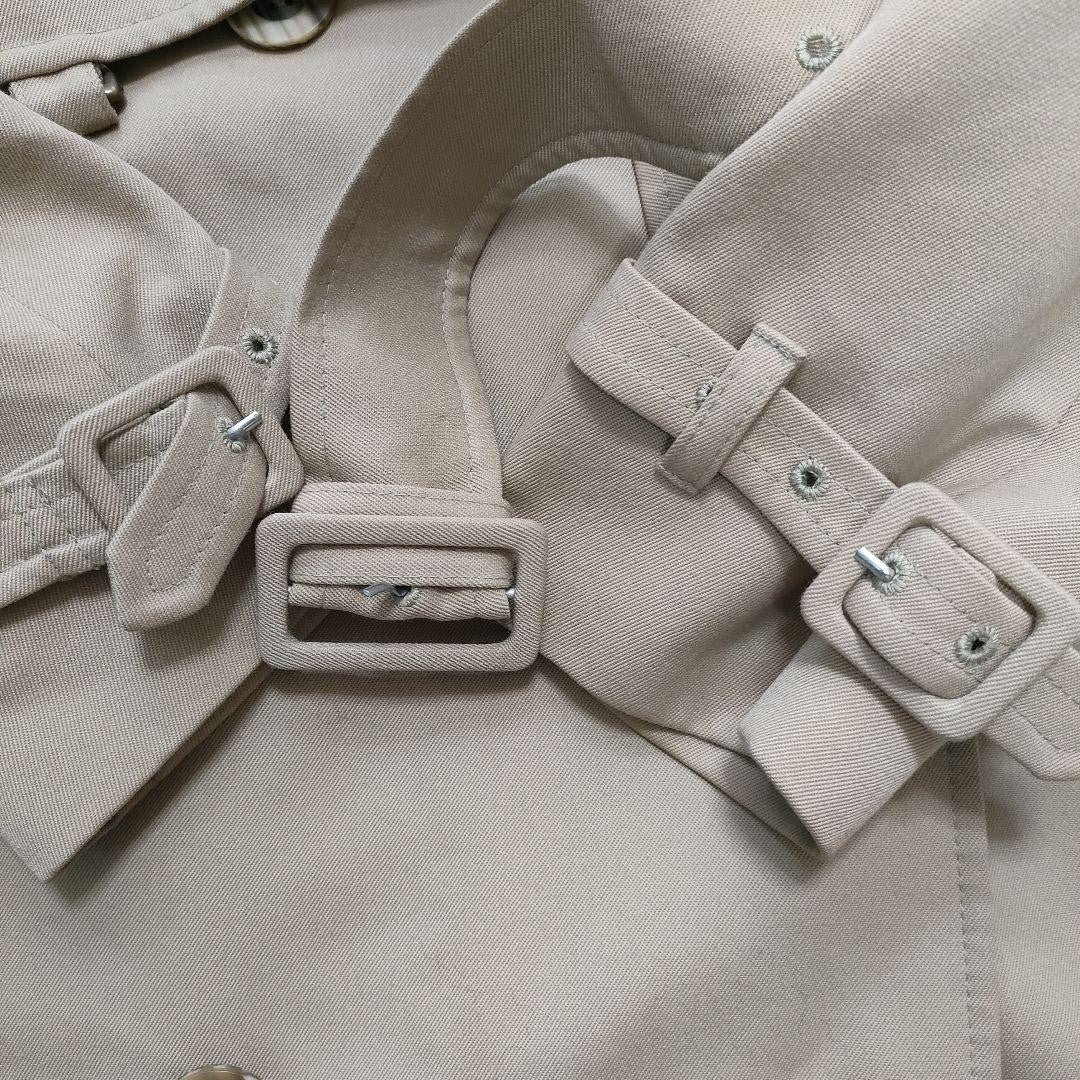 Aquascutum Trench Coat Asian fit M US size S Beige Authentic