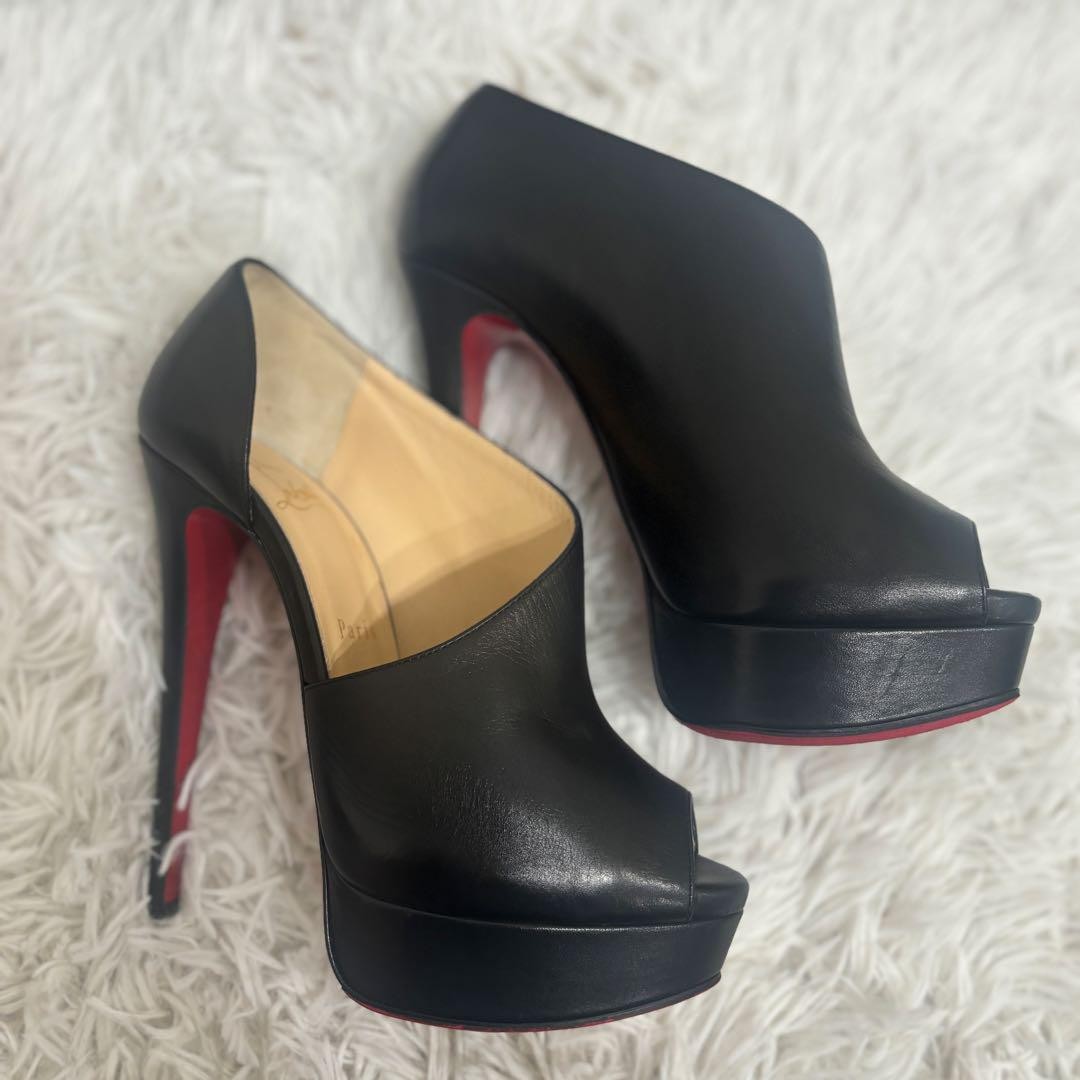Christian Louboutin Shoes Pumps Heel EU 37 US 7 Leather Black Authentic