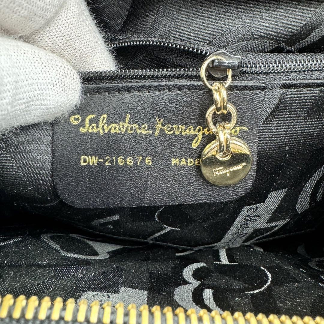 Salvatore Ferragamo handbag Tote Purse VARA RIBBON Leather Black Authentic Used