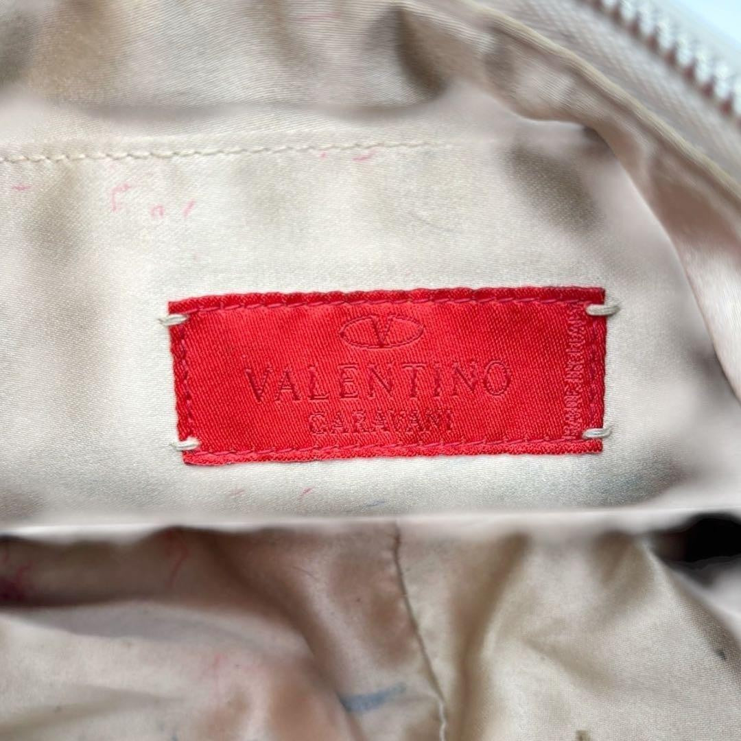 Valentino Garavani Shoulder Bag Purse Accessory Pouch Leather White Authentic