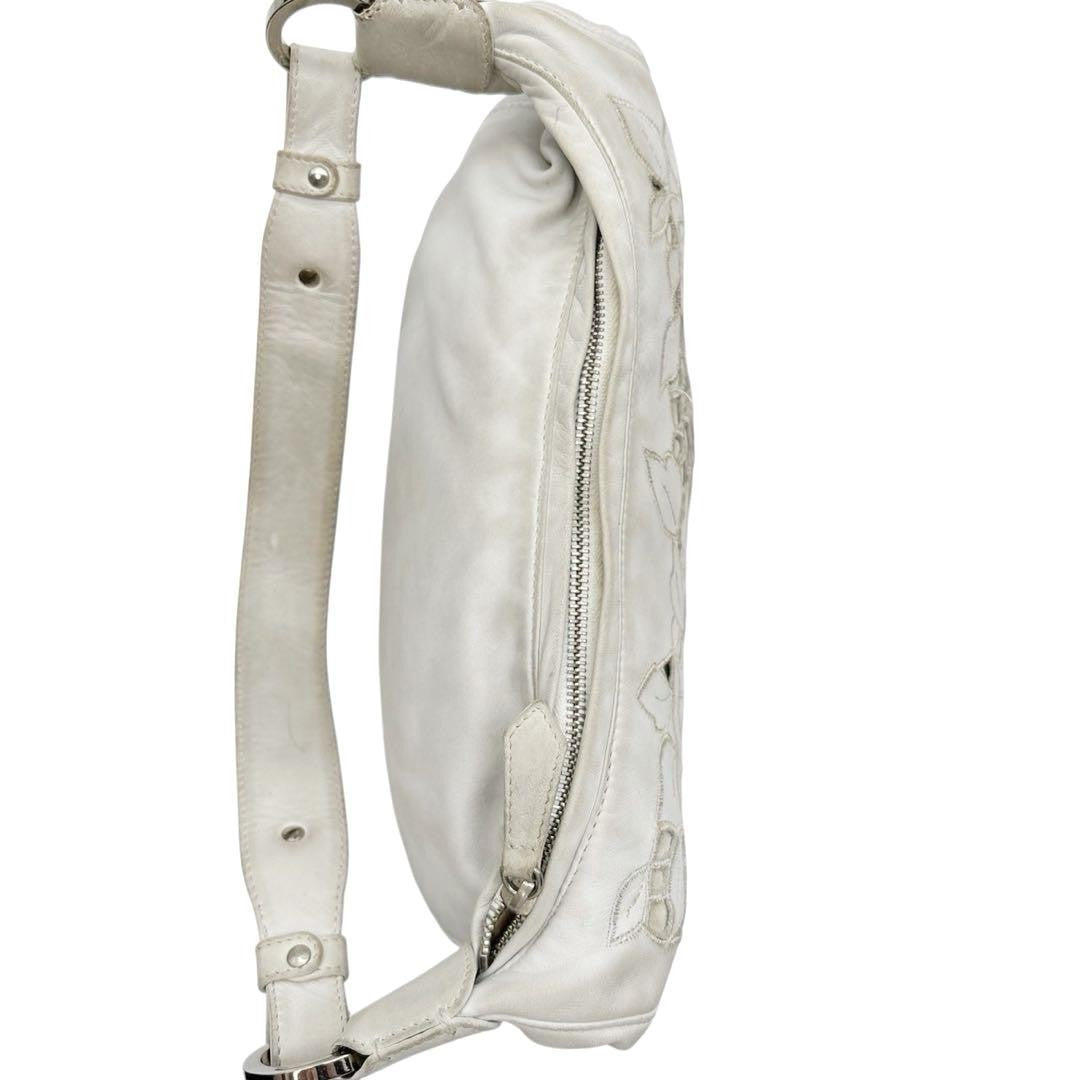 Valentino Garavani Shoulder Bag Purse Accessory Pouch Leather White Authentic