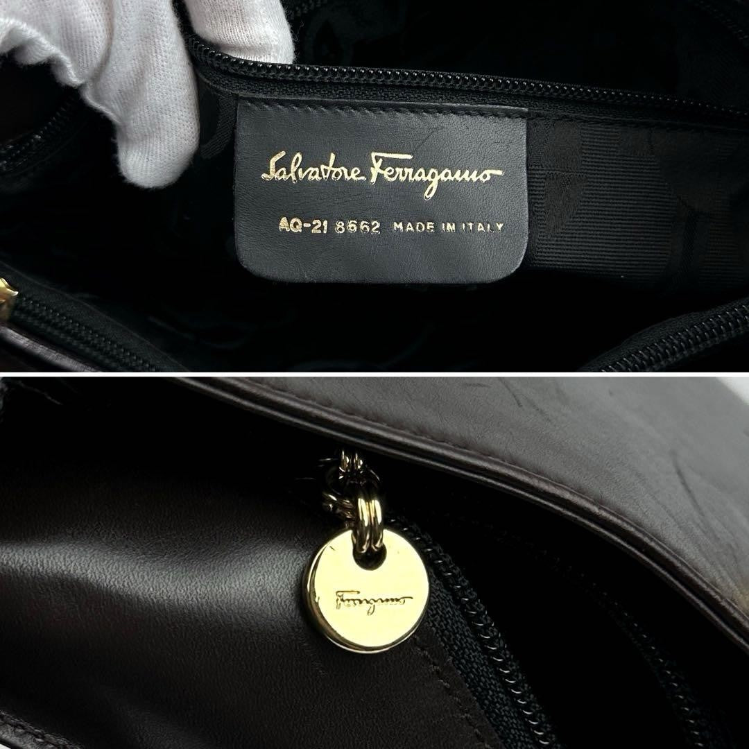 Salvatore Ferragamo Shoulder Bag Purse Gancini Leather Dark Brown Authentic