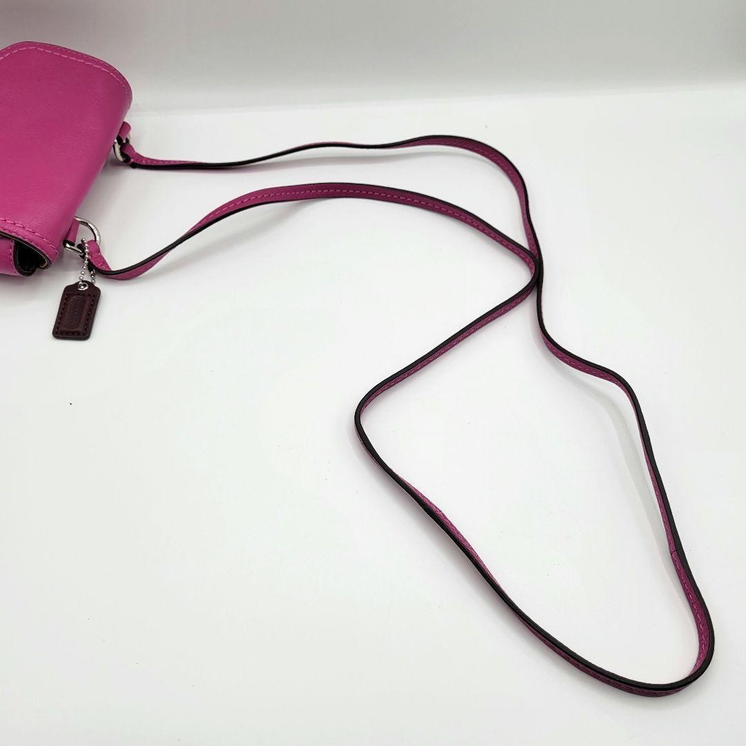 COACH Shoulder Bag Purse Turn Lock Leather Pink Authentic