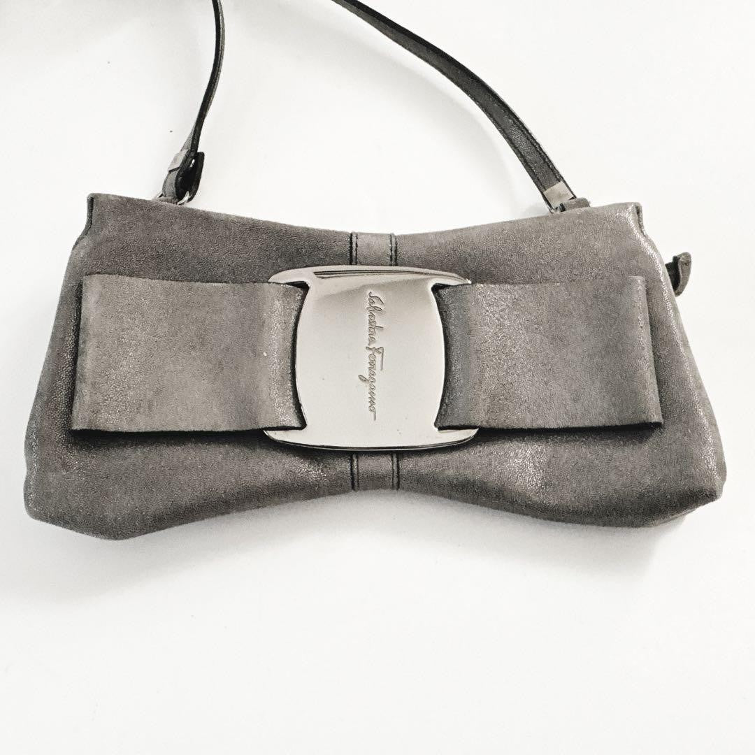 Salvatore Ferragamo Shoulder Bag Purse Accessory Pouch Vara Ribbon Gray Auth