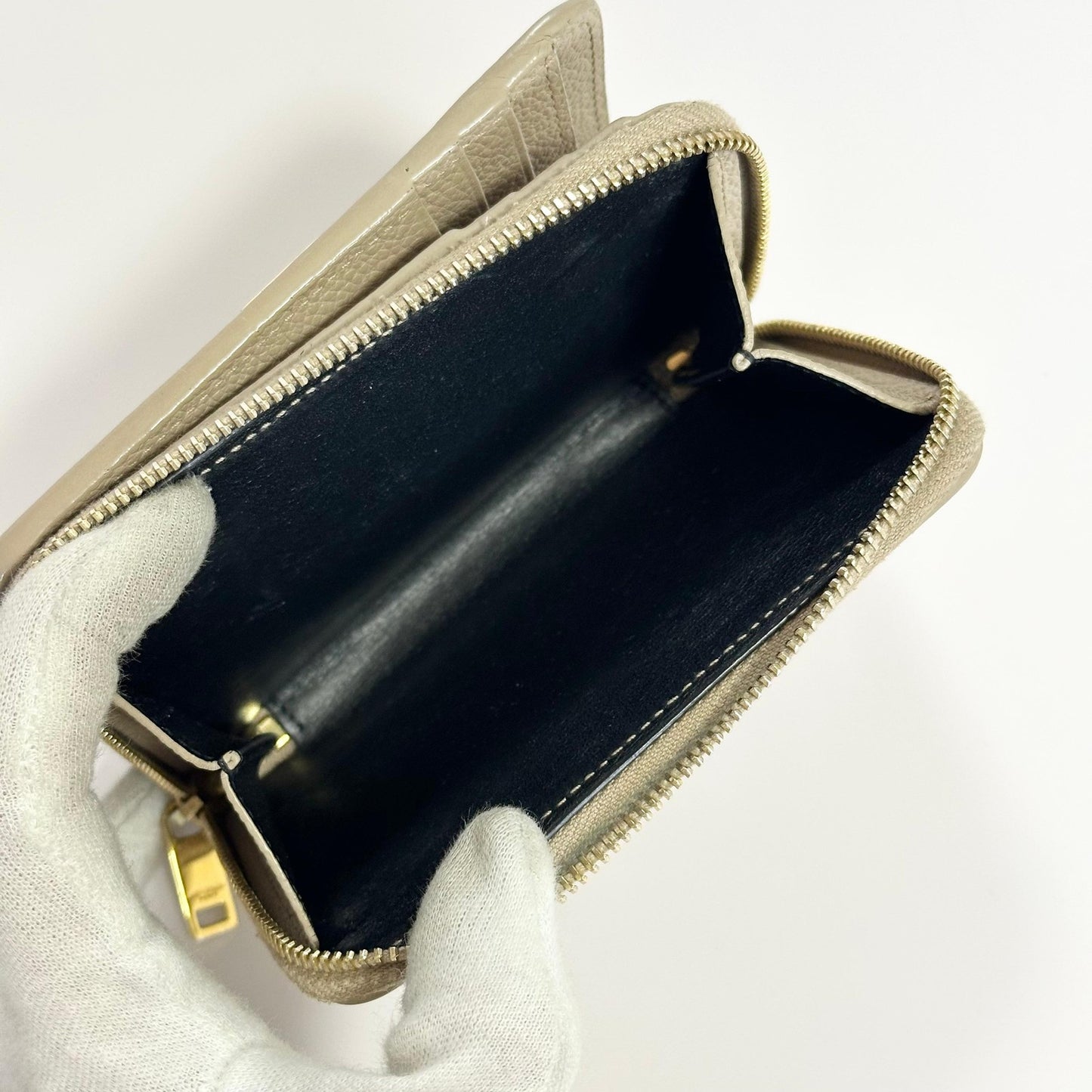 Saint Laurent YSL Wallet Cassandra Bi-fold Compact Leather Beige Gold Authentic