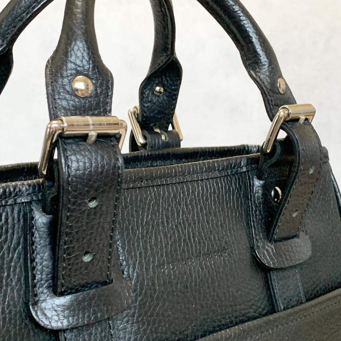 BURBERRY Bag Logo Nova Check Hand Tote Purse Leather Black Gold Used Authentic