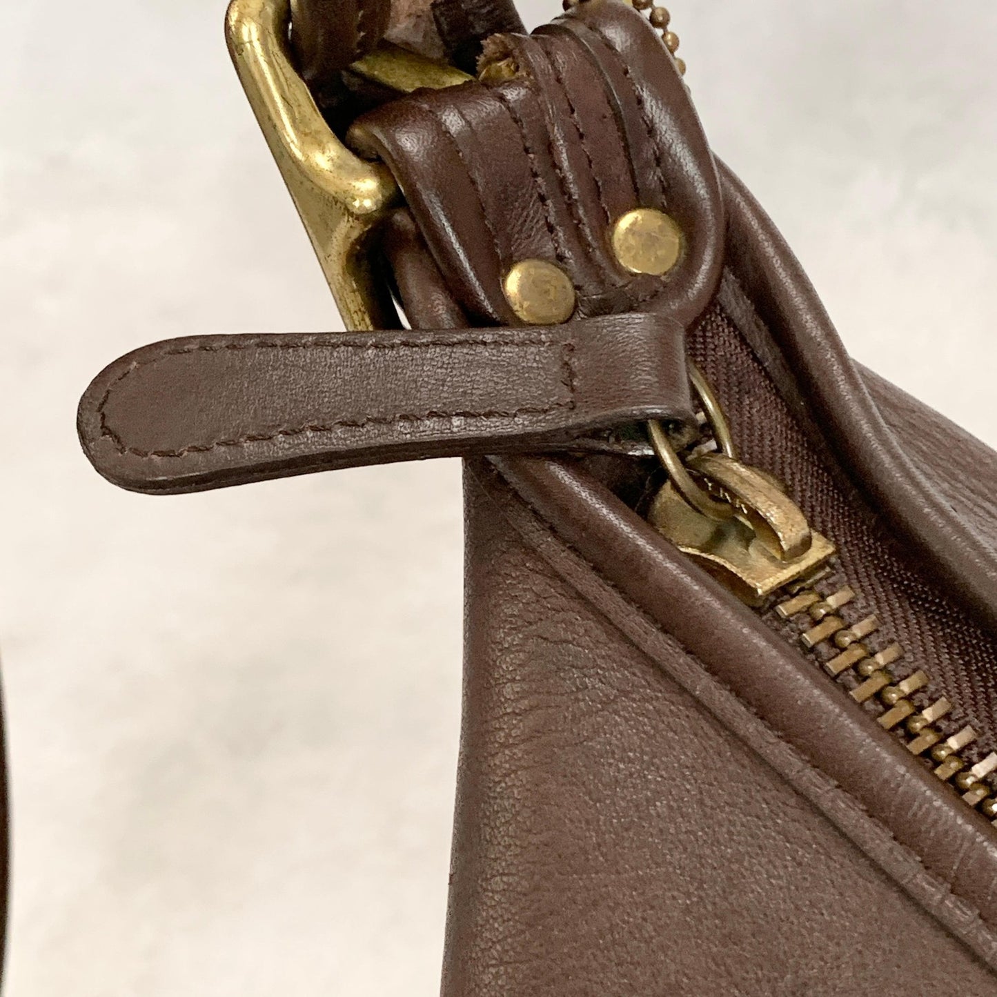 COACH Bag 9960 Turn Lock Shoulder Purse Leather Brown Gold Used Authentic