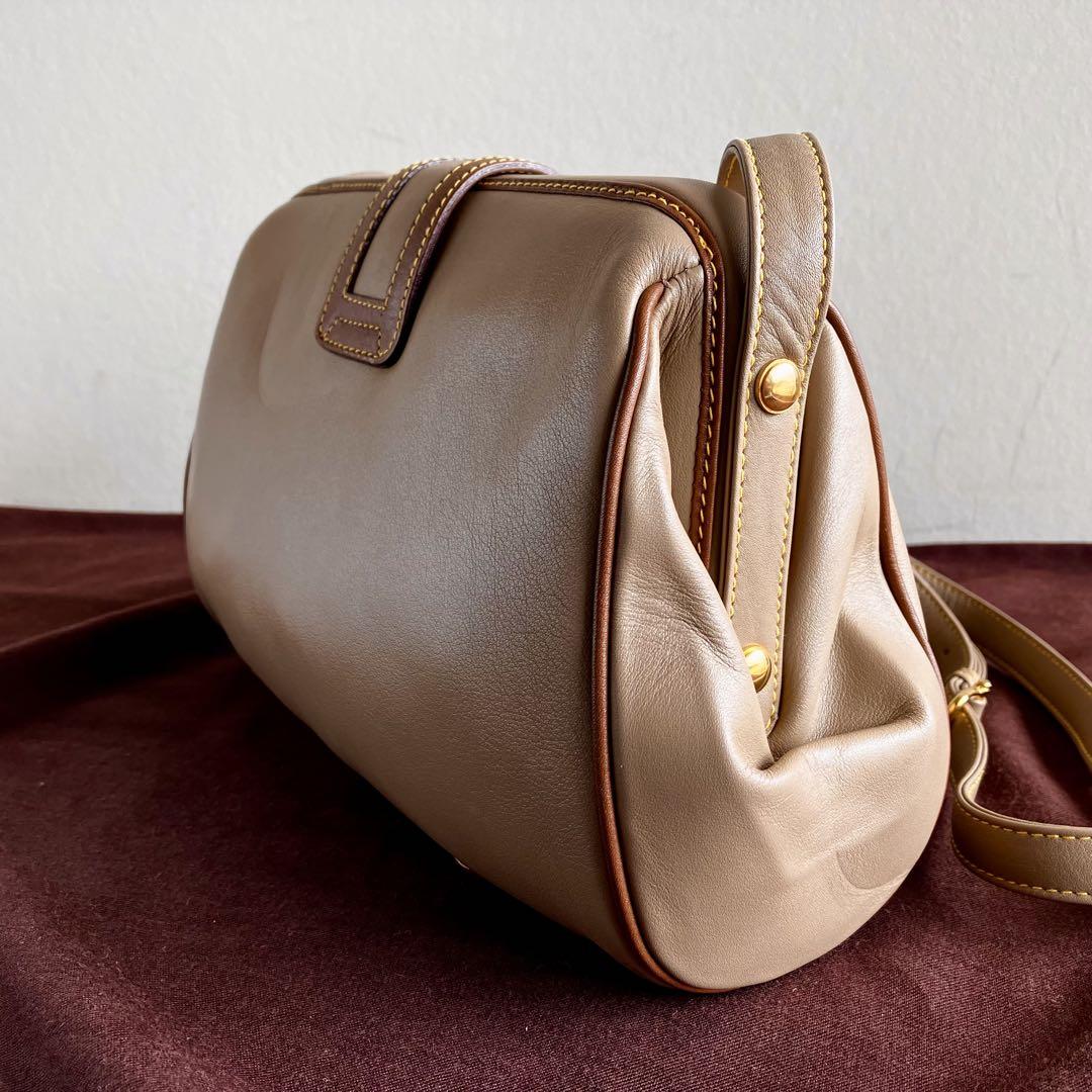 CELINE Shoulder Bag Purse Leather Beige Authentic
