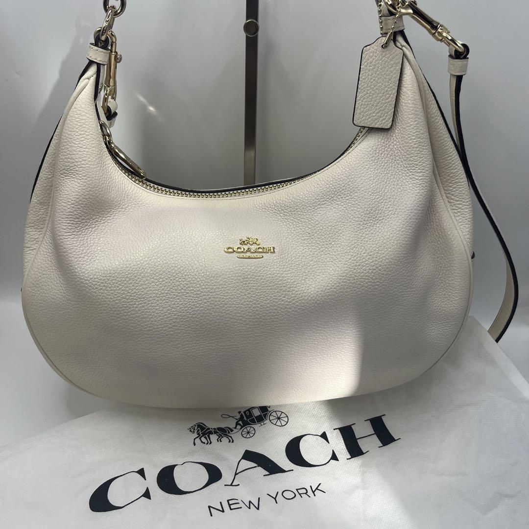 COACH Hand Shoulder Bag Tote Purse Leather White Authentic