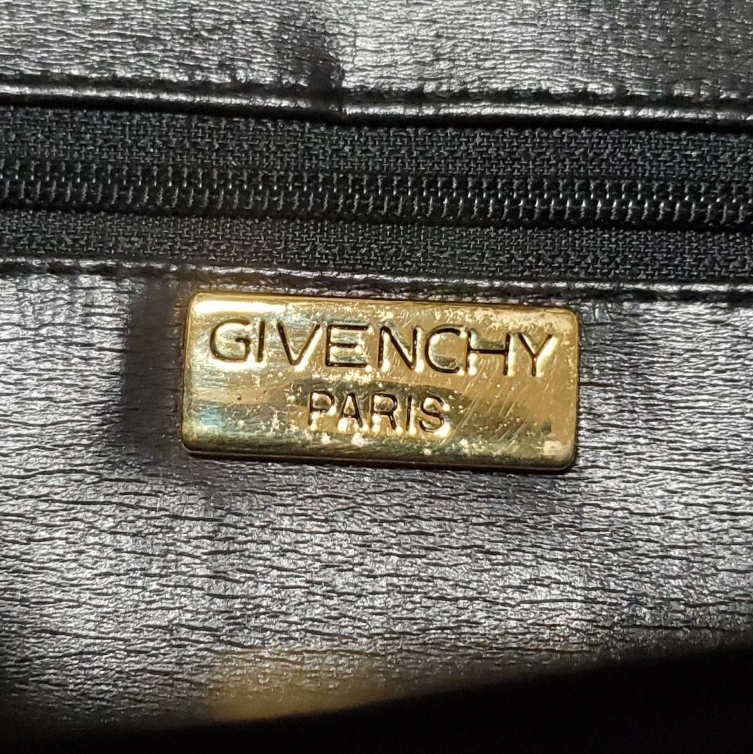 GIVENCHY Shoulder Bag Purse Chain 4G Quilted Leather Black Authentic