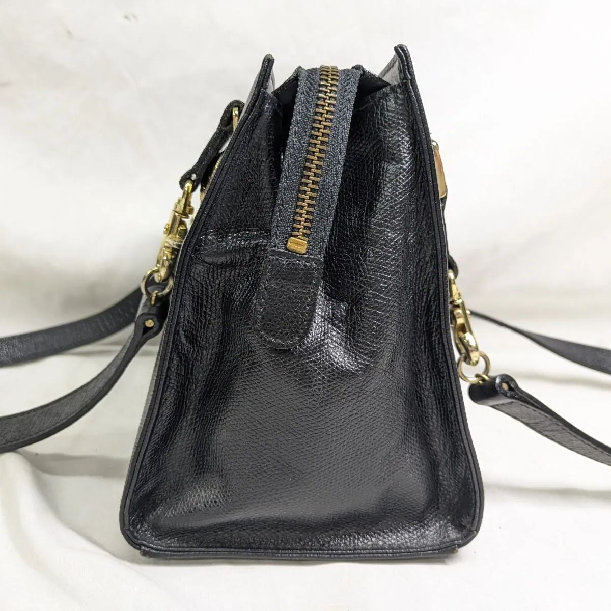 VERSACE Hand Shoulder Bag Tote Purse Sunburst Patent Leather Black Authentic