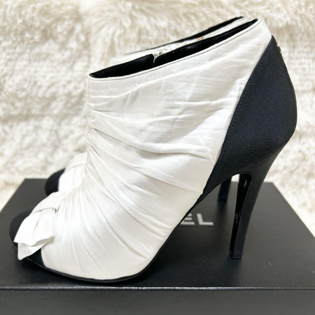 CHANEL Short Boots Shoes Cocomark EU 37 US 7 Black White Authentic